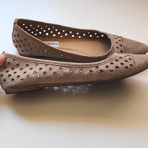 Steve Madden Women's Tan Ballet-shoes - Picture 8 of 12